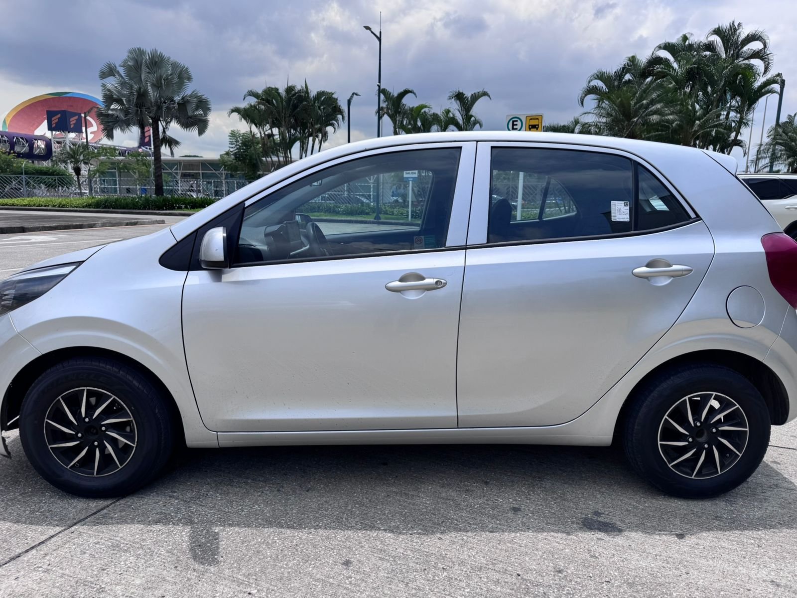2023 KIA PICANTO LX AC (Código A120)