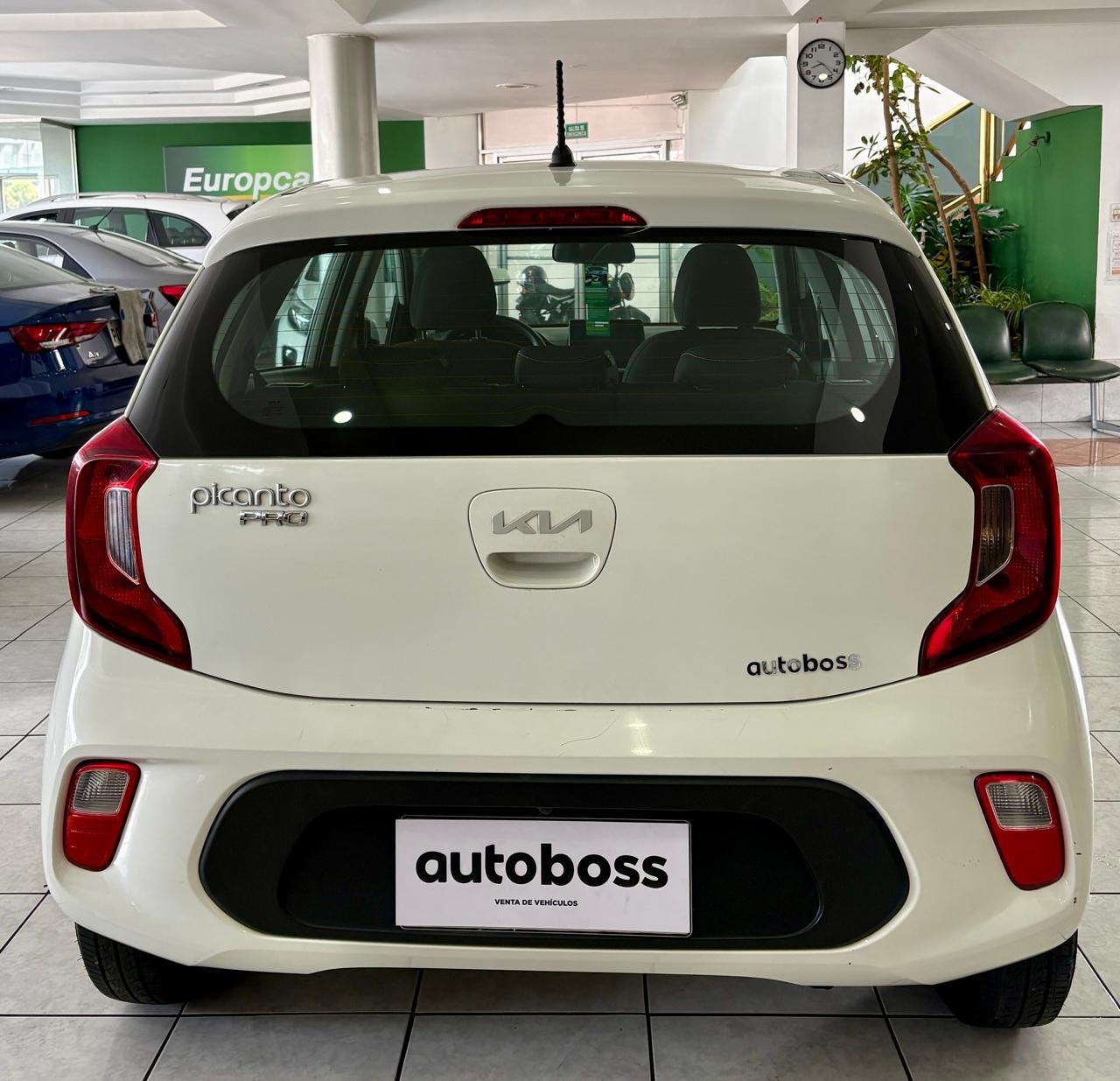 2023 KIA PICANTO LX AC (Código A124)
