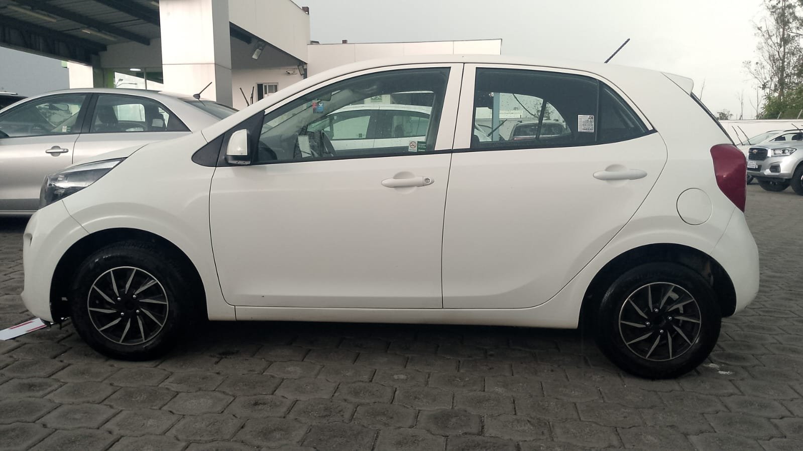 2023 KIA PICANTO LX AC (Código A127)