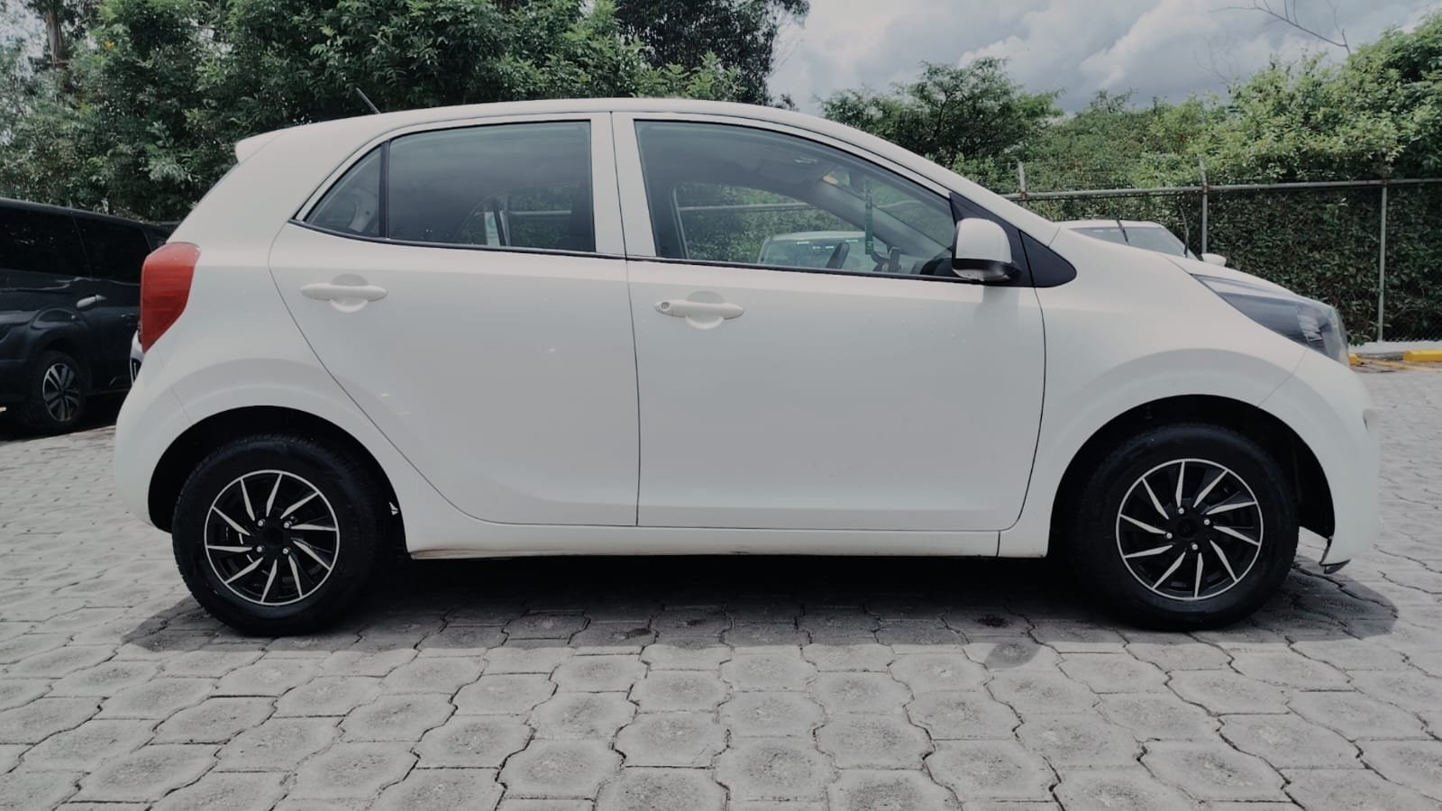 2023 KIA PICANTO LX AC (Código A132)