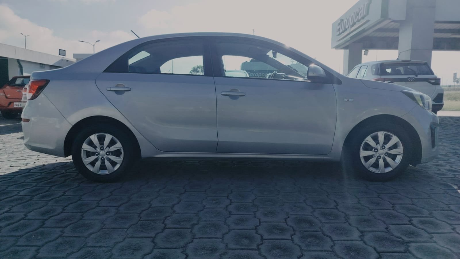 2022 KIA SOLUTO XCITE AC (Código B103)
