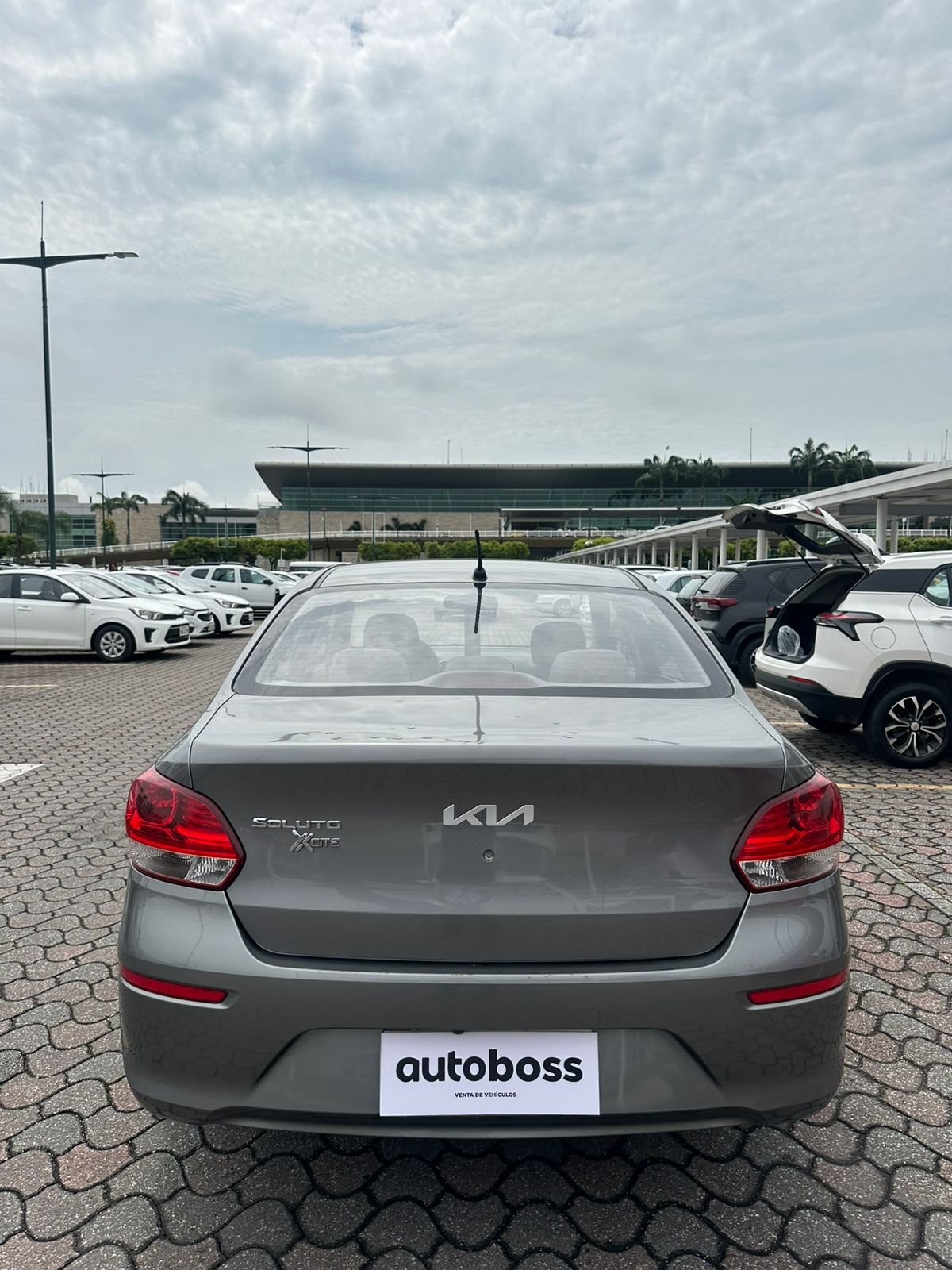 2023 KIA SOLUTO XCITE AC (Código B106)