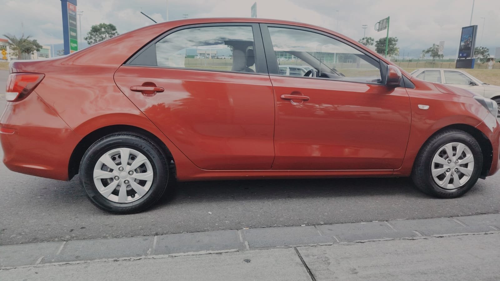 2023 KIA SOLUTO XCITE AC (Código B108)