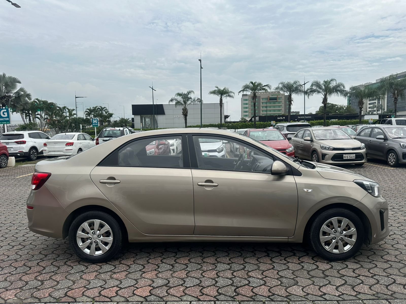 2023 KIA SOLUTO XCITE AC (Código B111)