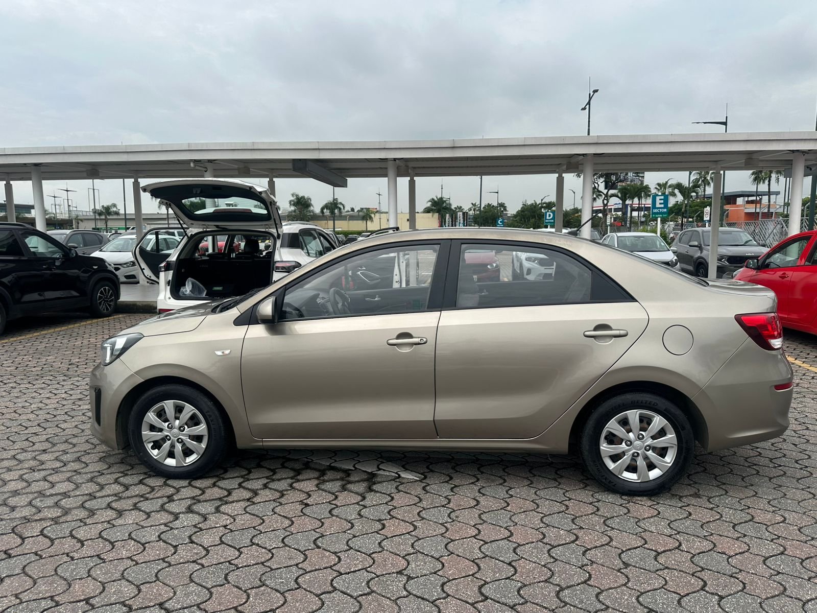 2023 KIA SOLUTO XCITE AC (Código B111)