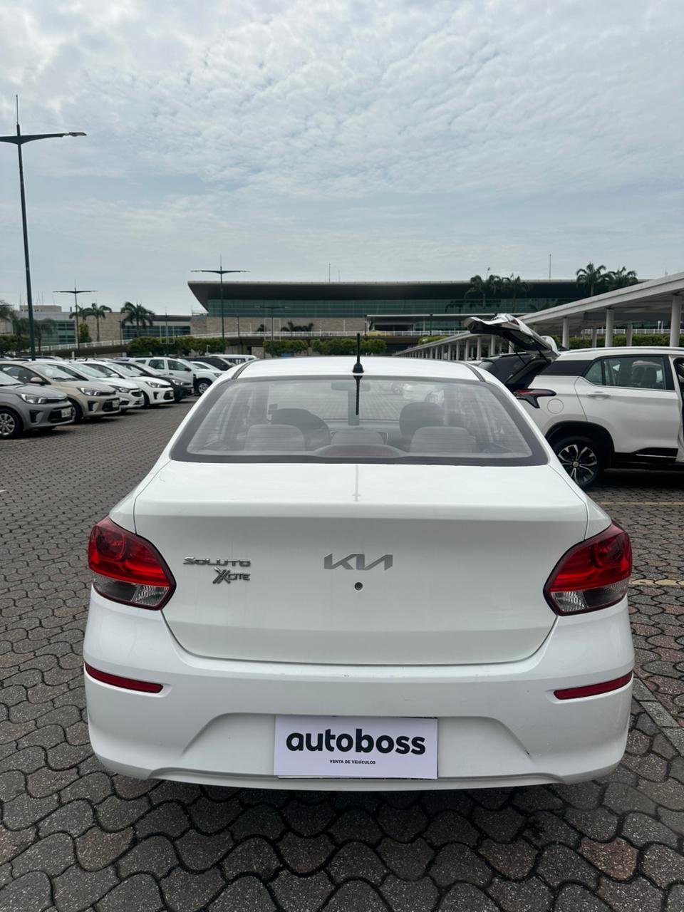 2023 KIA SOLUTO XCITE AC (Código B113)