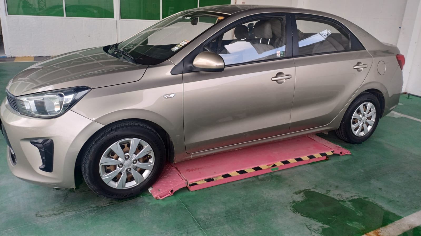 2023 KIA SOLUTO XCITE AC (Código B115)