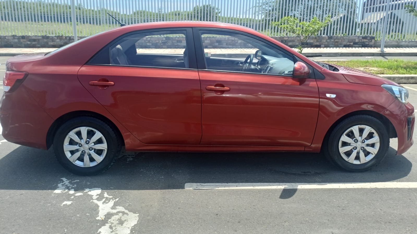 2023 KIA SOLUTO XCITE AC (Código B122)