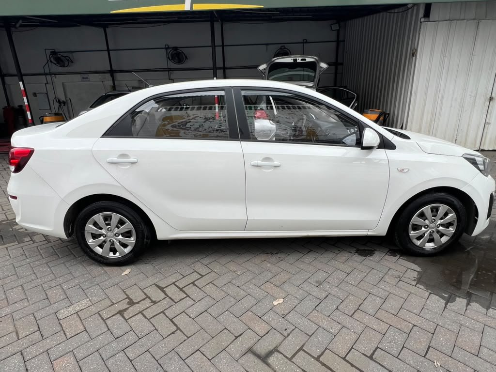 2023 KIA SOLUTO XCITE AC (Código B128)