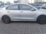 2021 KIA RIO LX AC (Código C38)