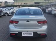2021 KIA RIO LX AC (Código C38)