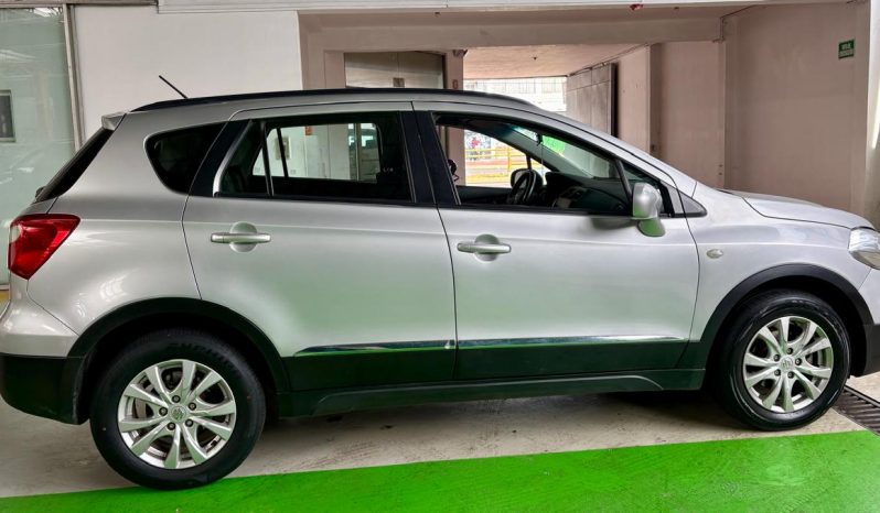 SUZUKI S-CROSS 2022 (Código:D61) full