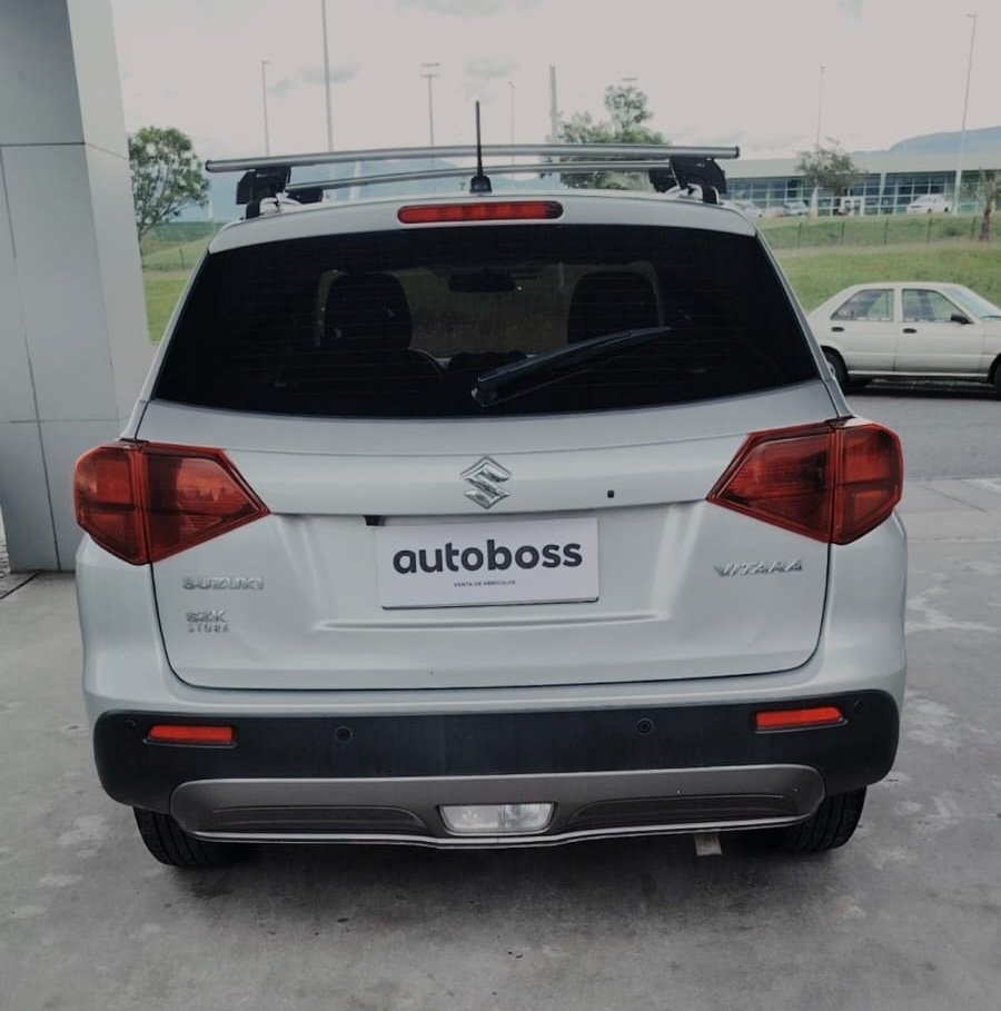 2022 SUZUKI S-CROSS AC (CÓDIGO D68)