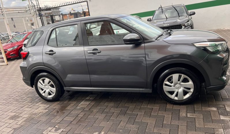 Toyota Raize 2022 (Código:E31) full