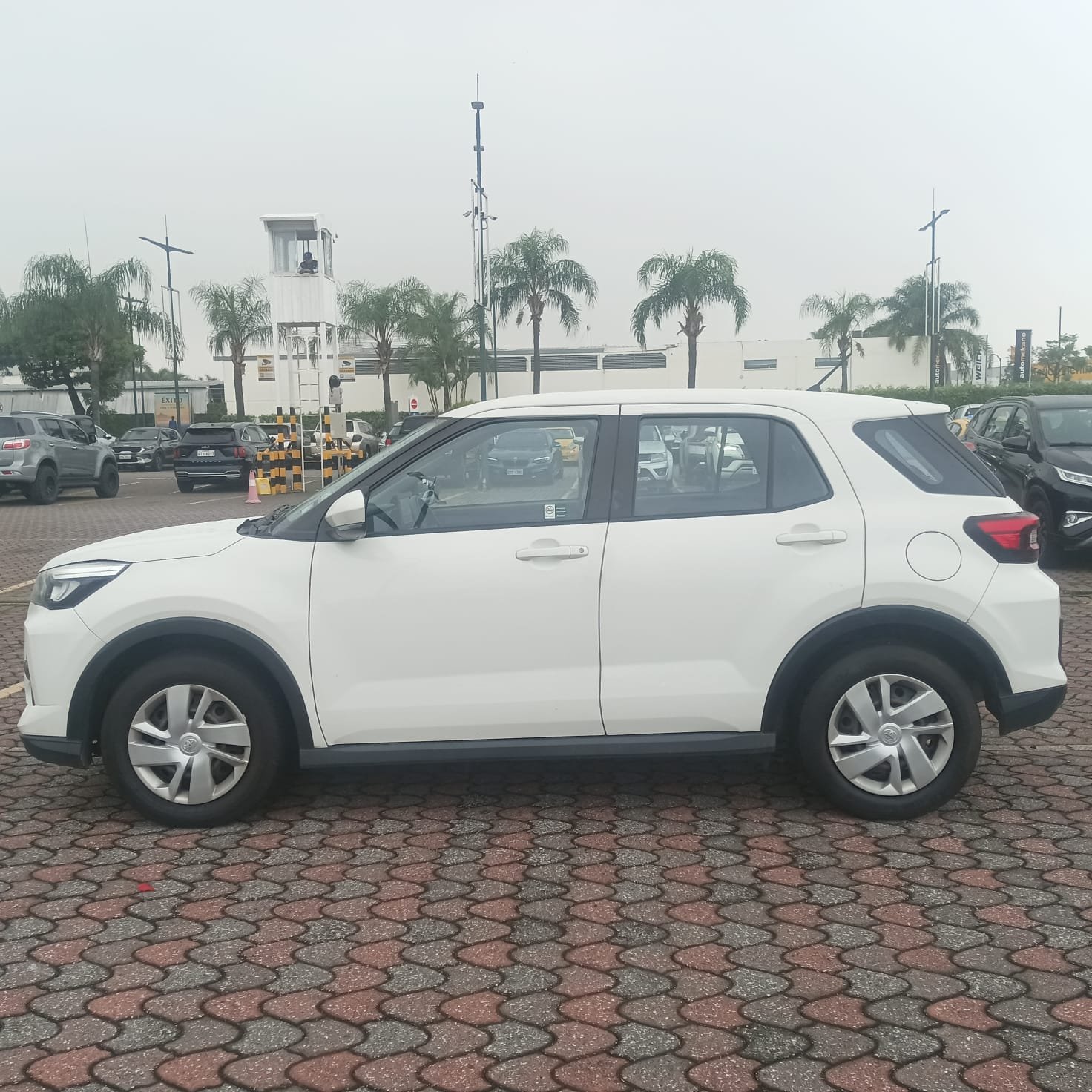 2023 TOYOTA RAIZE (CÓDIGO E33)