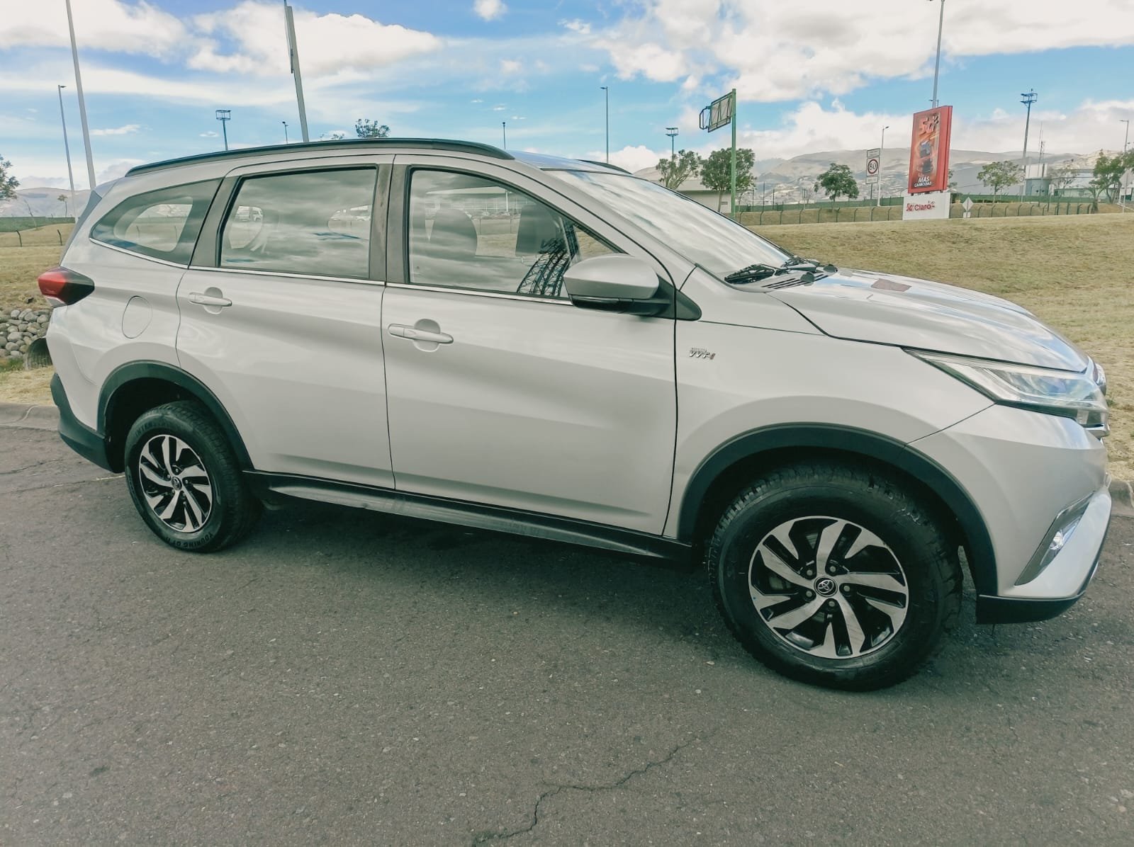 2022 TOYOTA RUSH AC (CÓDIGO H36)